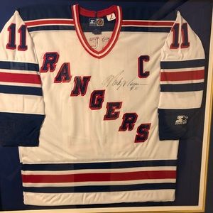 COPY - Mark Messier 6 Time Stanley Cup Champion 1996 Starter Autograph NYR Home…